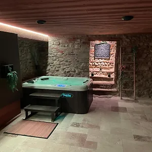 Hébergement de vacances Maison Spa, Pérouges